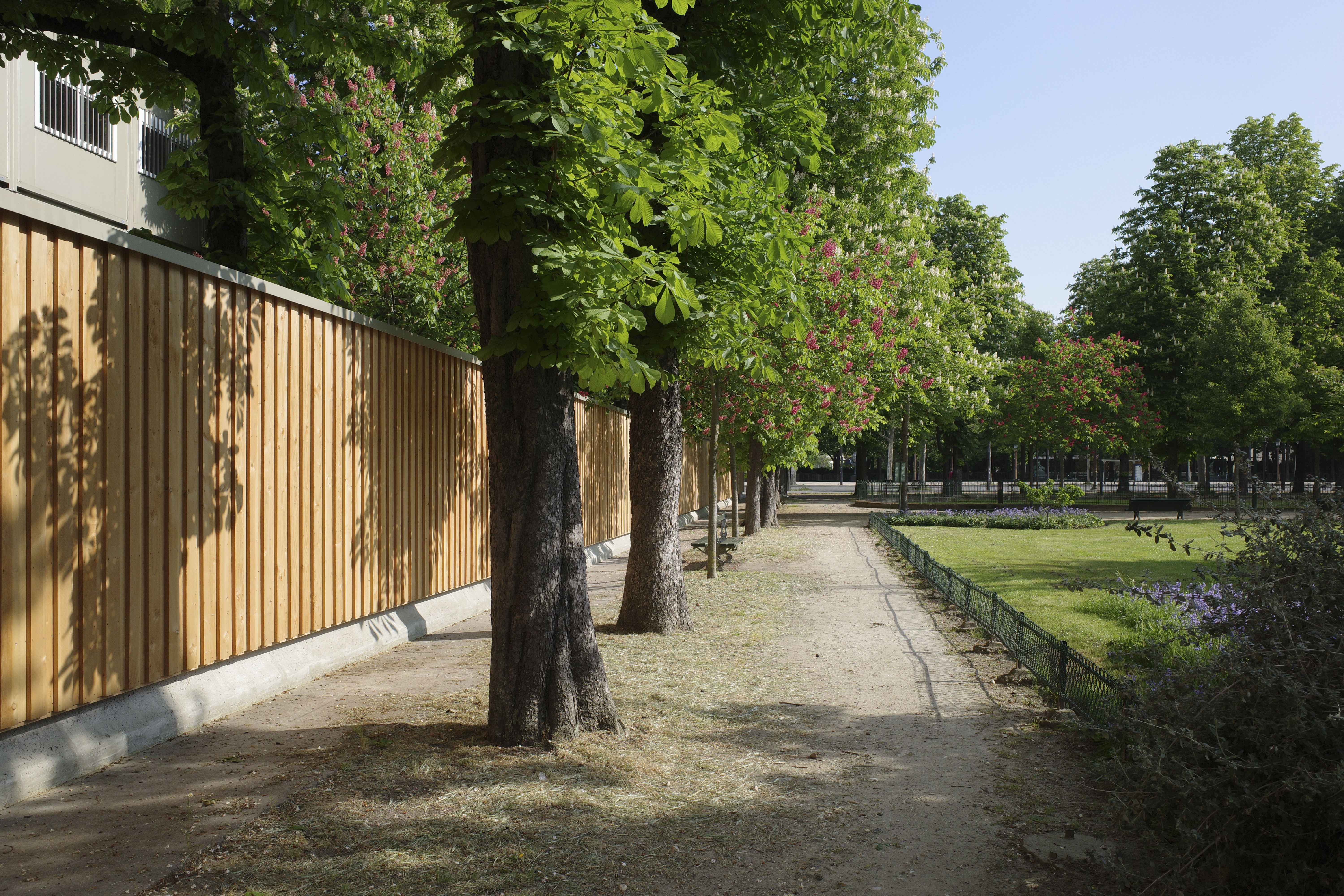 Commissariat provisoire sur les Champs-Elysées JPDA Jean-Philippe Doré Architecte Paris 